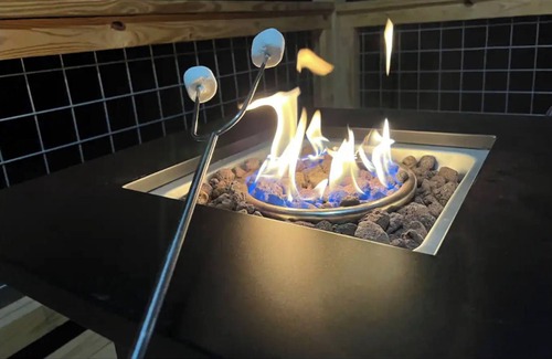 Glenwood Springs RV Rental | ★Lumen Airstream Retreat RAFTSkiHIKE ΩHottubΩ