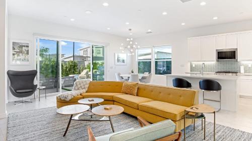 Palm Springs House | Lumen at Tahquitz: New Build with Pool Fire Pit Designer Interiors