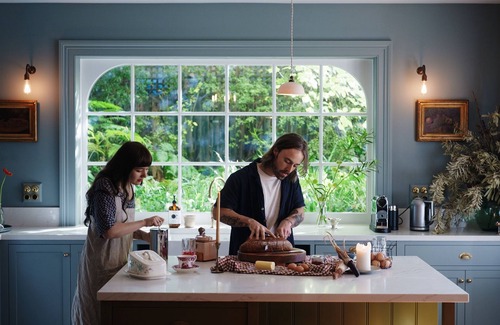 West Hobart House | Lumière Lodge ~ Private Cottage in Old Hobart Town