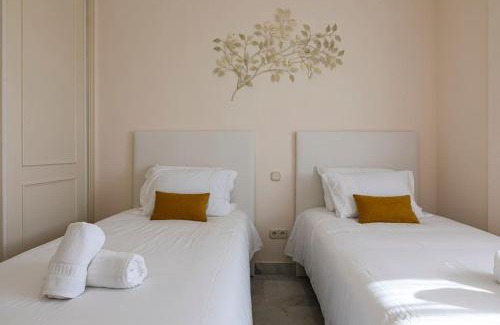 Puerto Banus Apartment | Luminous apartment Puerto Banus, 2 bedrooms and parking
