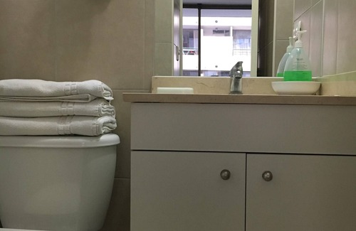 Downtown Santiago Apartment | Luna Suite Apart. Family Apartment