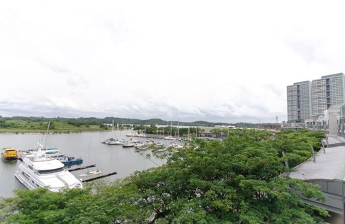 Nusajaya Apartment | Lux 3BR Suite Puteri Harbour Near Legoland & Hello Kitty