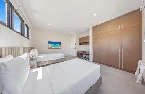 Gold Coast Villa | LUX 4BR and 3BA Villa with Pool Malmokweg 48 by Bocobay