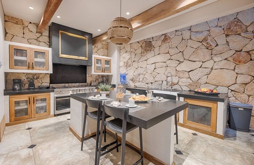 Xpu-Ha Villa | Luxe 6BR Beachfront Villa with Pool & Rooftop