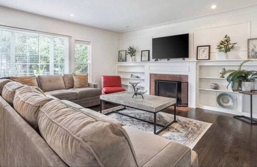 Old Town House | Luxe Monthly Rental in Torrance near Beaches