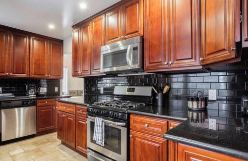 Old Town House | Luxe Monthly Rental in Torrance near Beaches