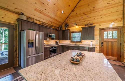 Gatlinburg - Pigeon Forge Cabin | Luxe Mountain Lodge: Heated Pool ~ Hot Tub ~ Glamping Dome