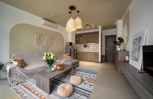 Quang An Hotel | Luxe Paradise Residence 80 Tu Hoa