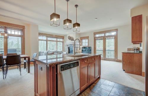River Run Apartment | Luxurious 3 BR in River Run Village with Ski-In Out condo