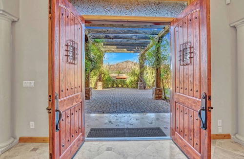 Oak Creek House | Luxurious 7BR Sedona Estate | Private Pool & Spa | Panoramic Red Rock Views