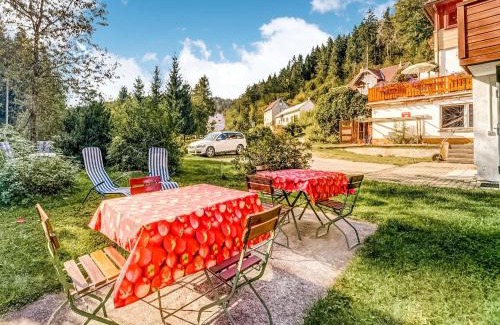 Masserberg Apartment | Luxurious Apartment in Heubach Germany in the Forest