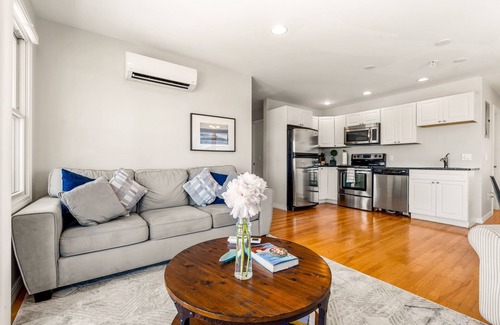 North Truro Condo | Luxurious Beachfront 2 bedroom condo