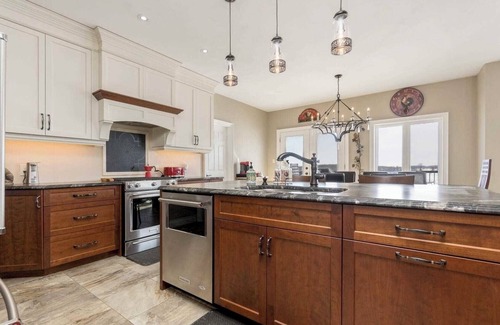 Amaranth Other | Luxurious Farmhouse on 100 acres- 45 mins from north of GTA