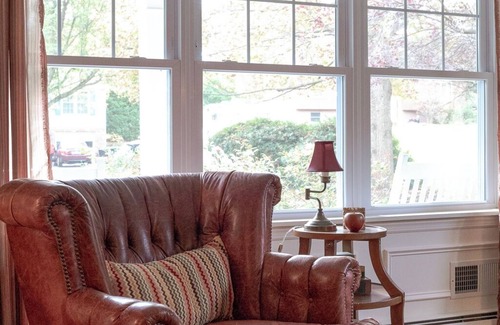 State College House | Luxurious, Gorgeous, Pristine, Convenient, Walkable 6-bedroom in State College!