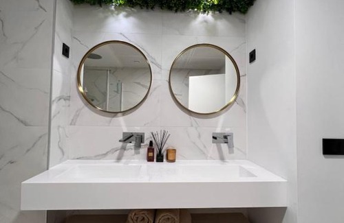 Benahavis Apartment | Luxurious in nature