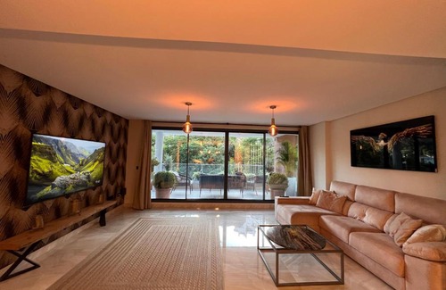 Benahavis Apartment | Luxurious in nature