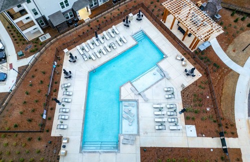 Athens Apartment | Luxurious, New Apt | Pool | Long Stays