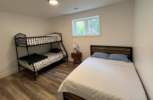 South Bruce Peninsula Cottage | Luxurious New built Cottage