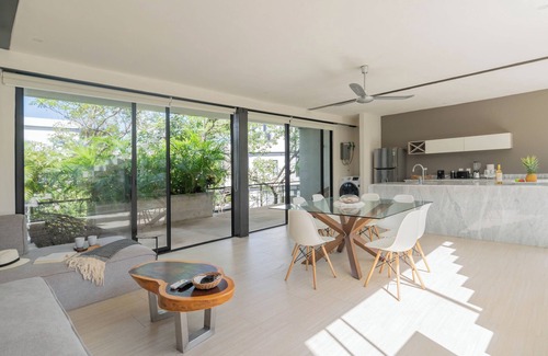 La Veleta Apartment | Luxurious Penthouse and Jungle View