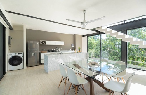 La Veleta Apartment | Luxurious Penthouse and Jungle View