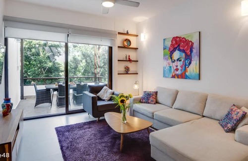 Akumal Apartment | Luxurious Penthouse: Relaxing Oasis for Couple(s)