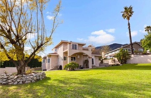 Rancho Cucamonga House | Luxurious Rancho Cucamonga Retreat with Private Yard