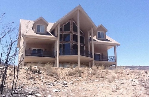 Fairview Cabin | Luxurious retreat nestled near Fairview, Utah! Perfect for family reunions!
