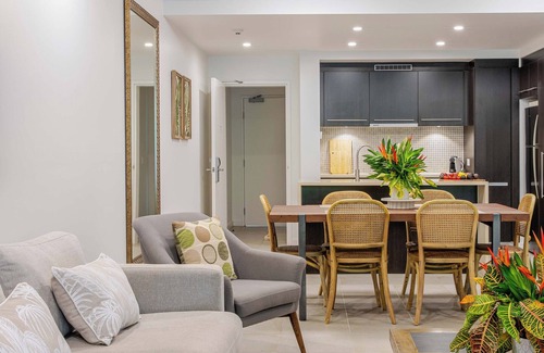 Craiglie Apartment | Luxurious tropical 2 bedroom apartment in 5 star resort