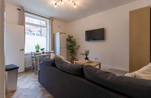 Manchester Apartment | Luxury 1-Bed Near MCR Hospital