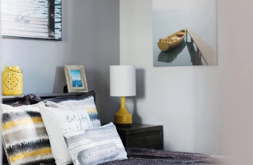 Innisfil Apartment | Luxury 1BD Condo @ All Season Waterfront Resort