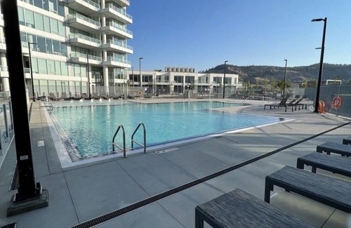 Cultural District Condo | Luxury 2 bedroom, 2 bath condo. Pool, steam room & gym.