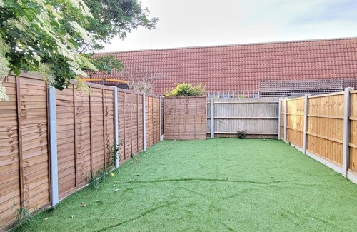 River House | Luxury 2 Bedroom house - Dagenham