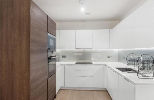 Peninsula Apartment | Luxury 2 BR Riverview Ensuite Flat in Greenwich Near O2&Excel