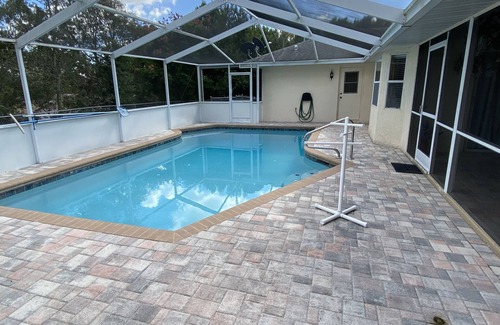 Spring Hill House | Luxury 3 Bedroom Pool Home. Quiet Neighborhood.