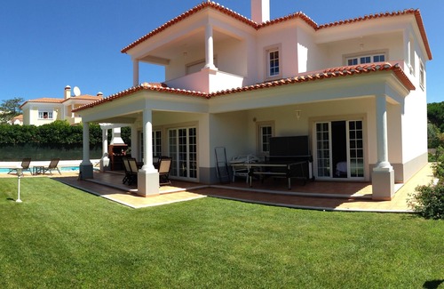 Praia del Rei Villa | Luxury 4 bedroom villa with private pool on 5* golf & beach resort