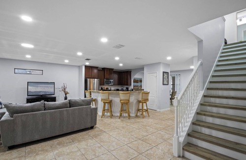 Loughman Resort | Luxury 6-Bed Family Villa: Pool, Spa & BBQ Retreat