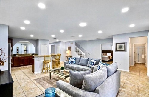 Loughman Resort | Luxury 6-Bed Family Villa: Pool, Spa & BBQ Retreat
