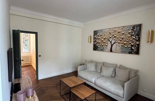 Saint-Germain-en-Laye Apartment | Luxury apartment in the center of town