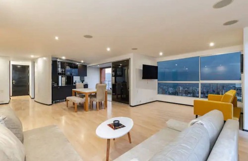 El Tesoro Apartment | Luxury apartment in Poblado-Jacuzzi-Panoramic view