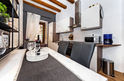 Rovinj Apartment | Luxury Apartment Kastela Antika