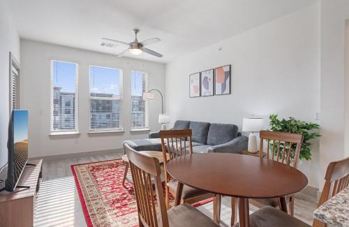 Stony Ridge North Apartment | Luxury Apartments Near Airport