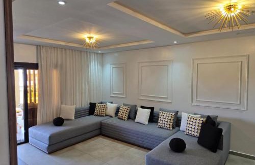 Saidia Apartment | Luxury appartment avec piscine à la Marina Saidia