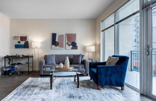 Stamford Apartment | Luxury Apt In Harbor Point with Balcony