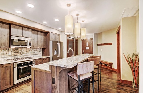 Peak 8 Condo | Luxury At Base Of Peak 8, Steps From Winter Activities 2 Bedroom Condo by RedAwning