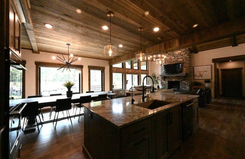Island Park Cabin | Luxury Cabin | 20 Miles to Yellowstone! | Theater Room| Hot Tub