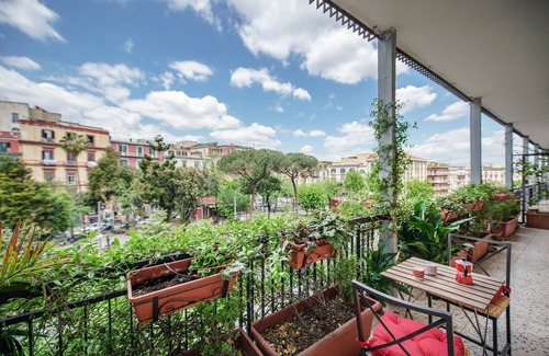 Naples City Centre Apartment | LUXURY CIUCIU, 2B-2B, in HISTORIC CENTER with ELEVATOR and GARAGE
