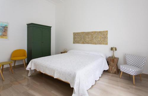 Ruggero Settimo Apartment | Luxury Coa Apartment