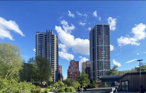 Elephant and Castle Apartment | Luxury Collection- 2 bedroom apartment - Zone 1