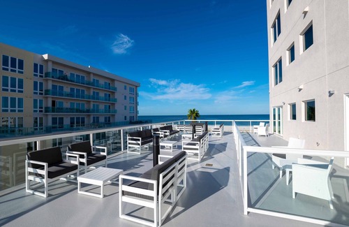 Clearwater Beach Condo | Luxury Condo Hotel Suite on the Beach