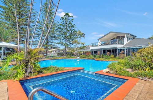 Sapphire Beach Condo | Luxury condo, ocean views, sea breeze, pool, tennis court, minutes to cafes